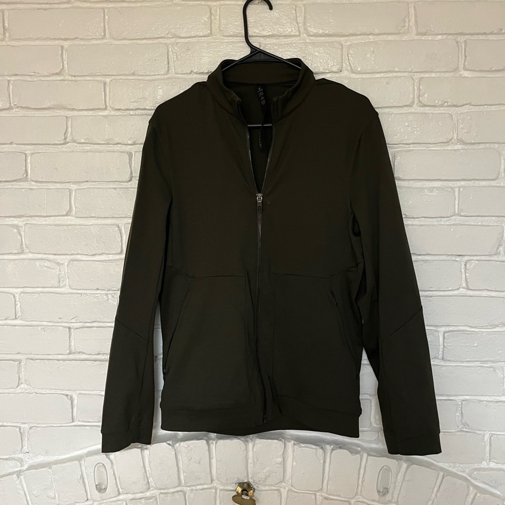 Women’s Lululemon zip up size extra small olive green